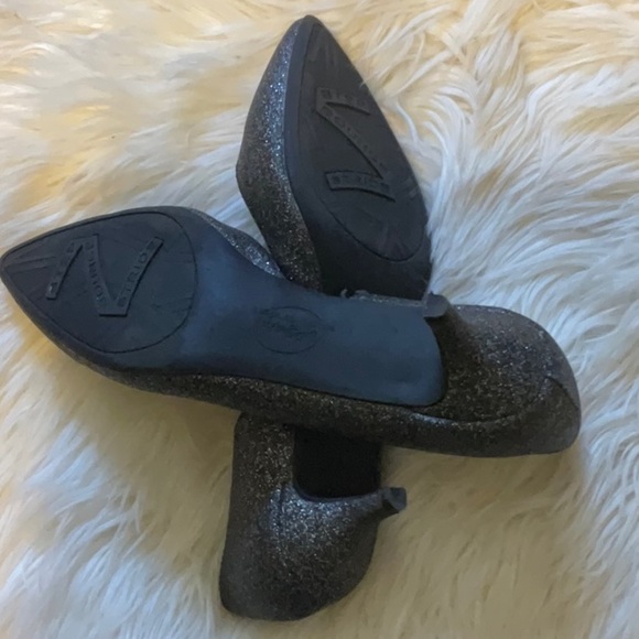 LifeStride Women’s Pointed Toe Formal Wear Black&Silver Shimmer Pump Heel Size 9 - Picture 11 of 11